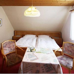 Kamer met een Queen Size Bed